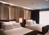 The SKYLOFTS at MGM Grand - Jacuzzi