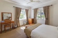 Belvidere Manor Lagoonside Cottages