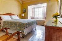 Ocho Rios Boardwalk Apartment Hotels in Greenwich Park