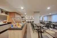 슬라비에루 쿠리치바 아에로포르투 산호세 도스 피냐이스 호텔
