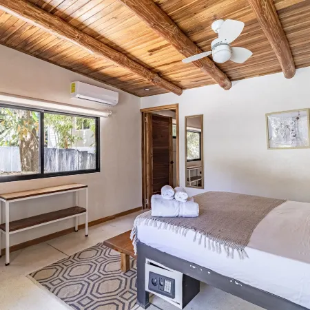Believe Surf & Yoga Lodge Santa Teresa