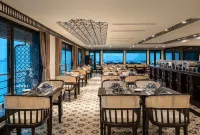 Era Halong Cruise Hotels in Tuần Châu