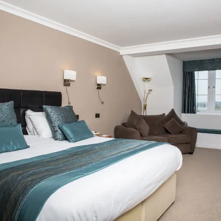 Lancaster House Hotel