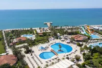 Bellis Deluxe Hotel & Heated for Winter Aqua Park - Pemandangan Pantai