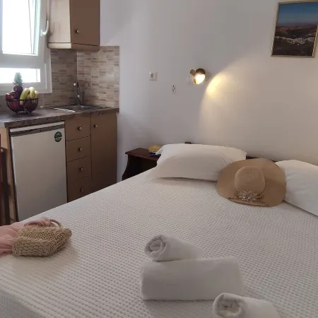 Kapetanos Rooms