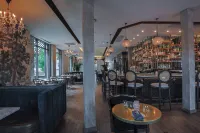 Porter Square Hotel - bar