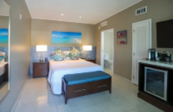 Orchid Key Inn - Adults Only