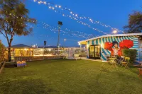 Hotel McCoy - Art, Coffee, Beer, Wine