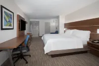 Holiday Inn Express Yreka-Shasta Area Hotels in Yreka