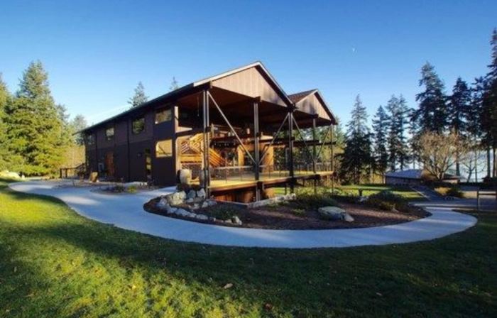Comforts of Whidbey