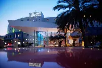 كلوب هوتل كازينو لوتراكي Hotels near Cave of the Seal