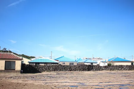 September Pension Отели рядом с достопримечательностью «Yongcheondonggul Cave»