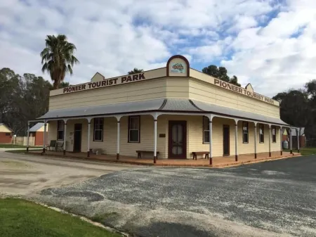 Deniliquin Pioneer Tourist Park