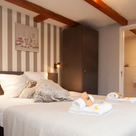 Kings Inn City Hostel