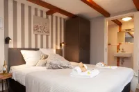 Kings Inn City Hostel Hotel di Noord-Scharwoude