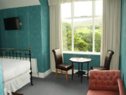 Woodhill House Hotels in 