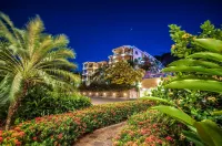 Clarion Suites Roatan at Pineapple Villas Hotels in French Cay