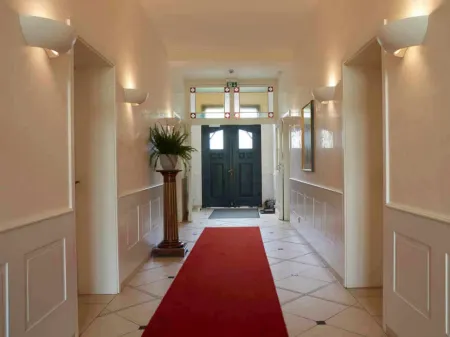 Hotel Snorrenburg Gmbh