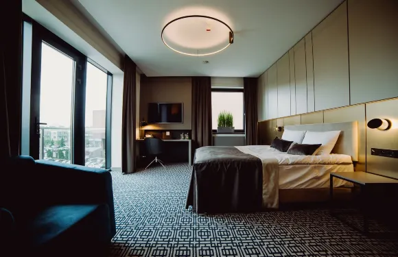 艾芙瓦商務養生酒店