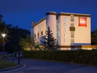 Ibis Paris Meudon Vélizy Hotels near Ice skating rink of Meudon