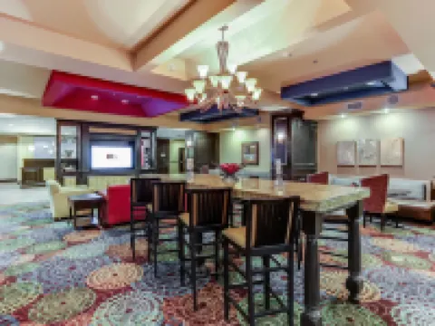 Holiday Inn Express & Suites HUNTSVILLE by IHG Hotels in Walker County