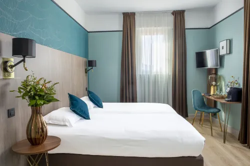 Hôtel le Bristol Hotels in Avignon