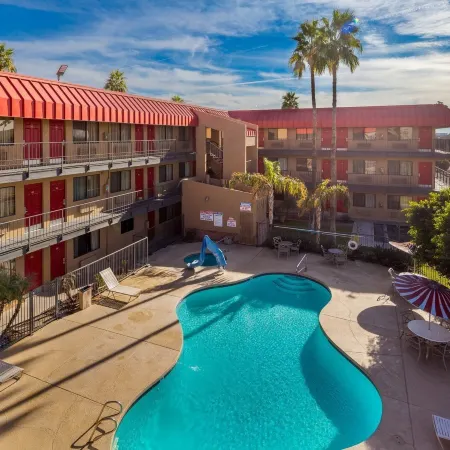 Travelers Inn - Phoenix