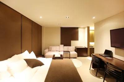 Vine Hotel