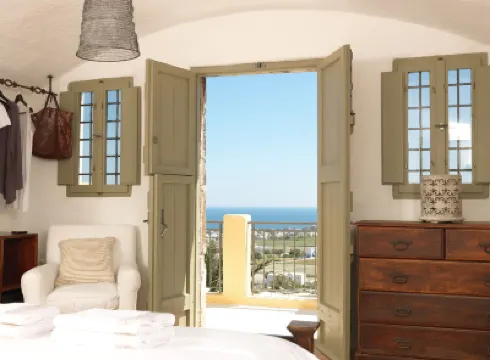 Afoura Houses by K&K Hotels near Art Space Santorini