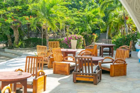 Sun Palm Beach Resort