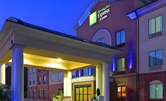 Holiday Inn Express & Suites Little Rock-West