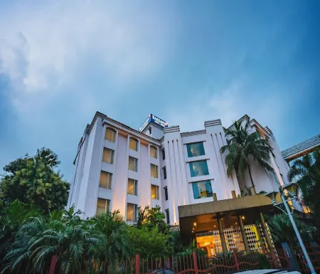 Barsana Hotel & Resort Siliguri Отели рядом с Аэропорт Багдогра