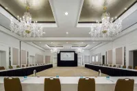 Eau Palm Beach Resort & Spa فنادق في Manalapan