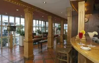 Del Bosque Apart Hotel