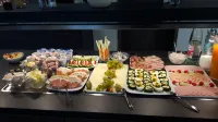 Hotel Schlafplatz - breakfast