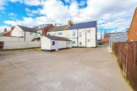 Professional Contractor's Retreat, Superfast Wifi, Free Van Parking Cctv فنادق في Ulceby