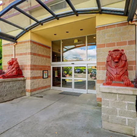 Red Lion Inn and Suites Victoria