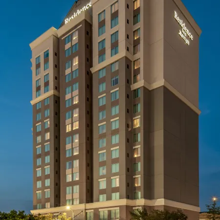 Residence Inn Houston Medical Center/NRG Park Отели рядом с достопримечательностью «Конгресс-центр NRG»