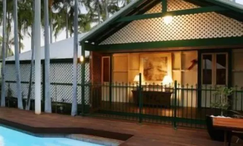 Pinctada McAlpine House