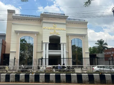 Hyders Mahal & Hotel