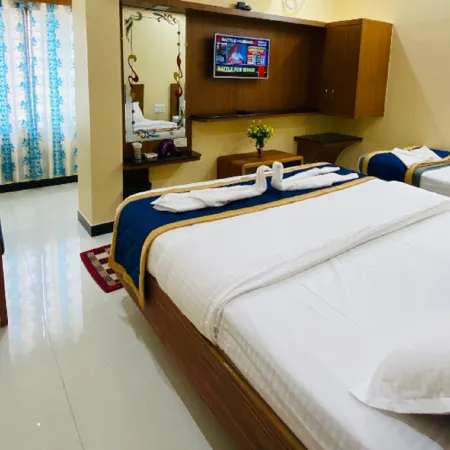 Shree Balaji Deluxe Lodge - Ramanagaram