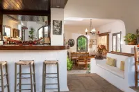 Porto Sisi Hotel Apartments - bar