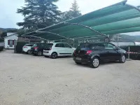 奎爾西亞住宿加早餐旅館 - 停車場