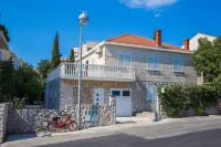 아이다 아파트먼트 앤드 룸 Franjo Tuđman Bridge 주변 호텔