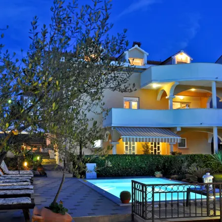 Villa Vanilla with Heated Pool