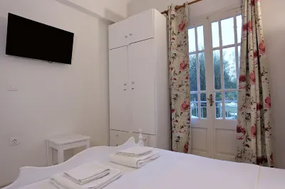 Alykes Family Resort Hotels in der Nähe von Sandy Beach