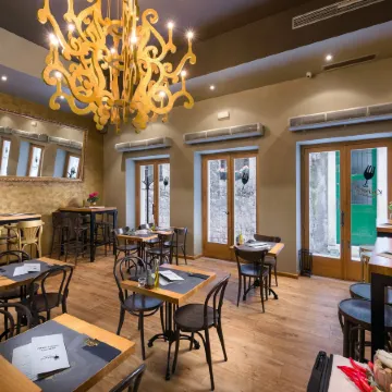 Piazza Heritage Hotel