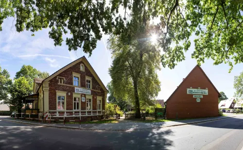 Hotel Kolonieschänke Hotels in Burg