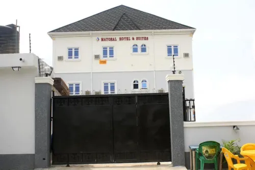 Mayoral Hotel & Suite