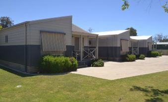 Ashleigh Court Motor Inn